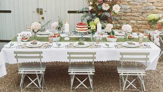 Garden party with vintage decorations