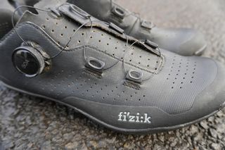 Image shows the Fizik Terra Atlas gravel bike shoes