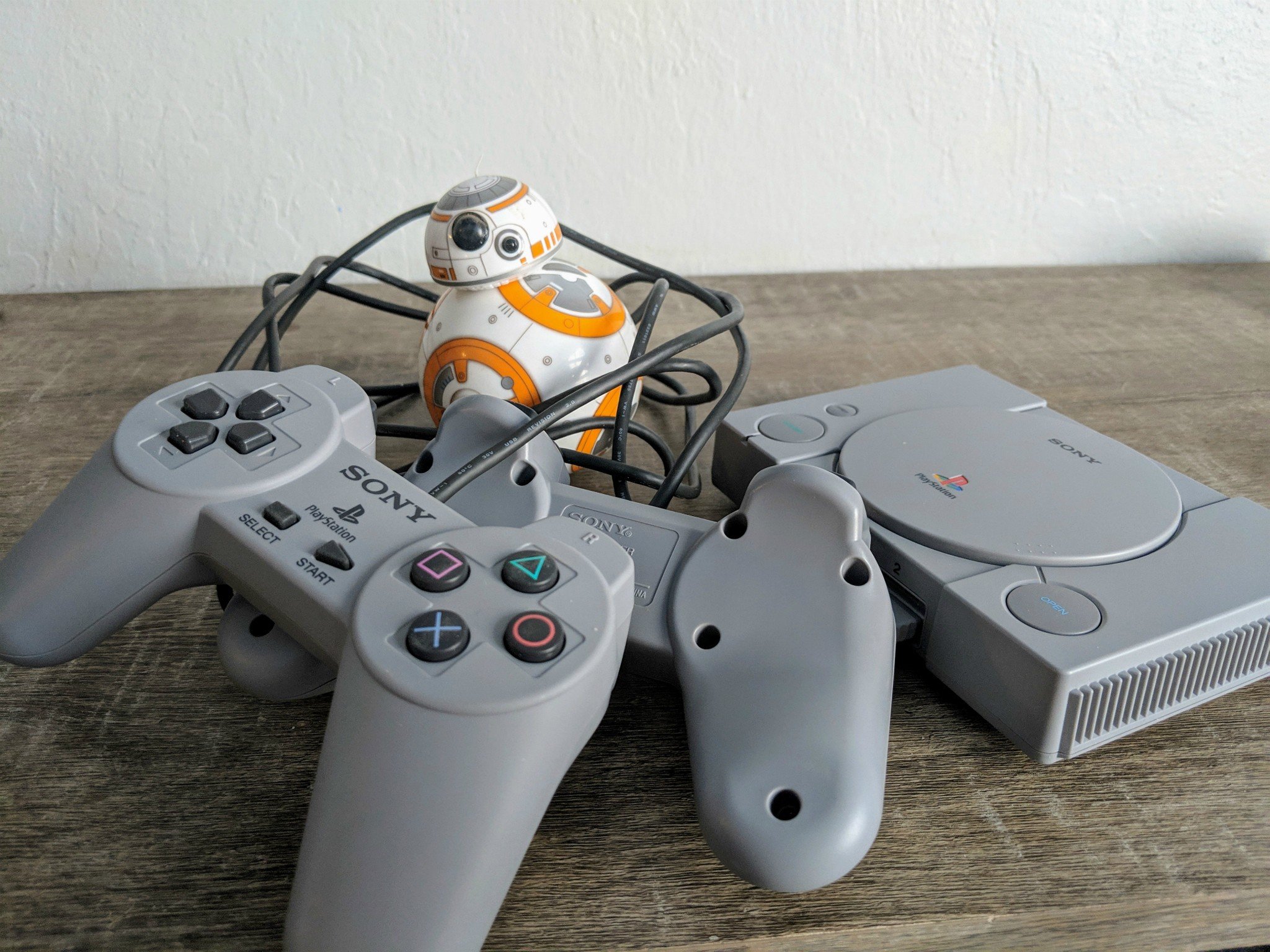 Forurenet At bygge Ydmyge Can I use a wireless controller with PlayStation Classic? | Android Central