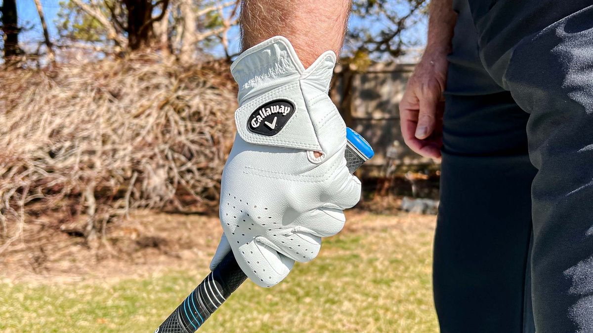 Best golf gloves: