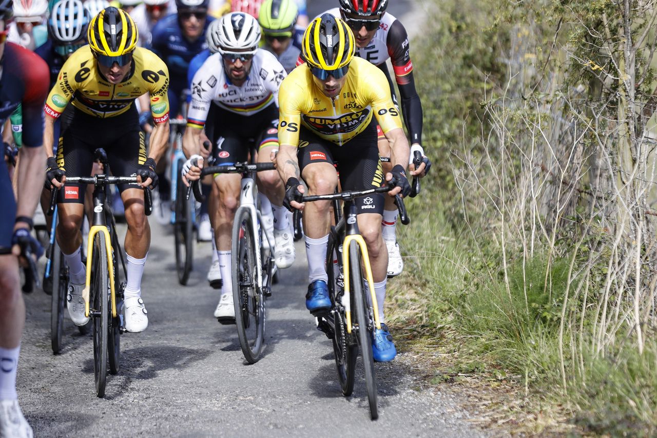 Itzulia Basque Country 2022 - 61st Edition - 3rd stage Llodio - Amurrio 181,7 km - 06/04/2022 - Primoz Roglic (SLO - Team Jumbo - Visma) - photo Luis Angel Gomez/SprintCyclingAgency&Acirc;&copy;2022