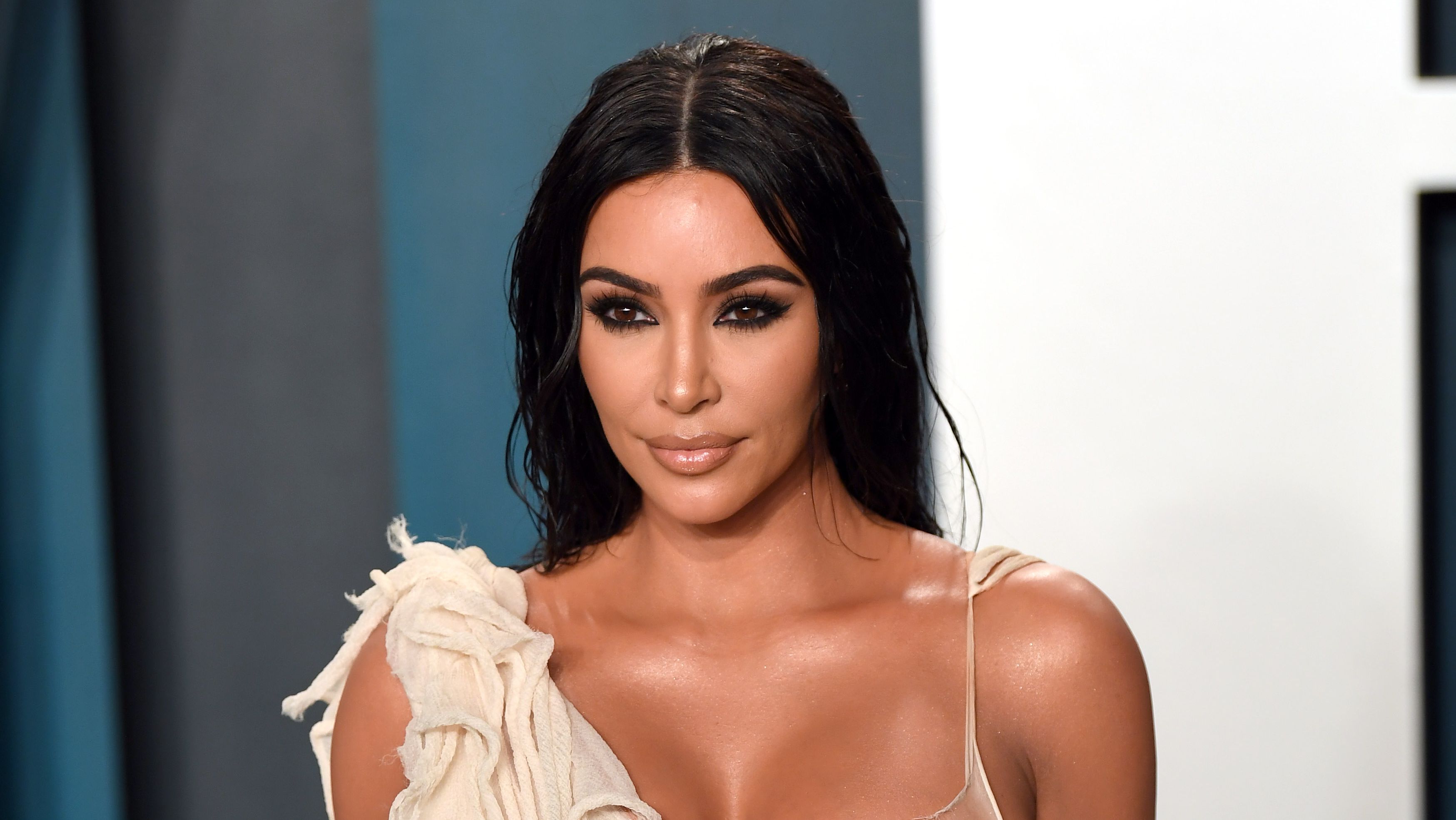 beverly hills, california february 09 kim kardashian west attends the 2020 vanity fair oscar party hosted by radhika jones at wallis annenberg center for the performing arts on february 09, 2020 in beverly hills, california photo by karwai tanggetty images