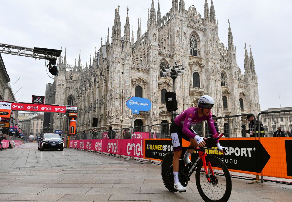 MILANO ITALY OCTOBER 25 Arrival Arnaud Demare of France and Groupama FDJ Purple Points Jersey Duomo di Milano Milan Cathedral during the 103rd Giro dItalia 2020 Stage 21 a 157km Individual time trial from Cernusco sul Naviglio to Milano ITT girodiitalia Giro on October 25 2020 in Milano Italy Photo by Stuart FranklinGetty Images