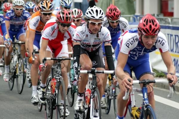 Patrik Sinkewitz (PSK Whirlpool) sits in