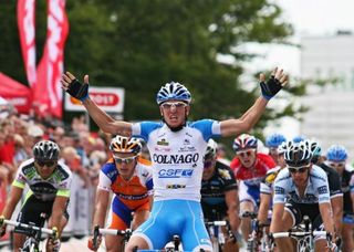 Sacha Modolo (Colnago-CSF Inox) wins stage 1