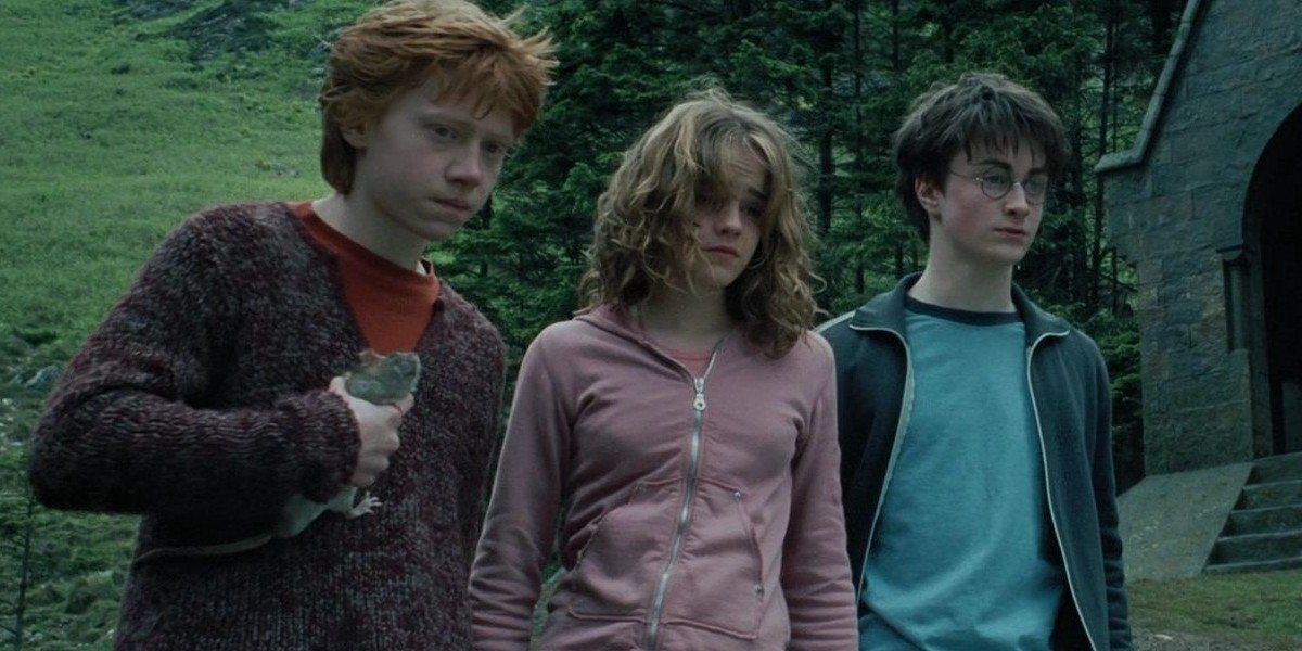 Rupert Grint, Emma Watson and Daniel Radcliffe in Harry Potter and the Prisoner of Azkaban (2004)