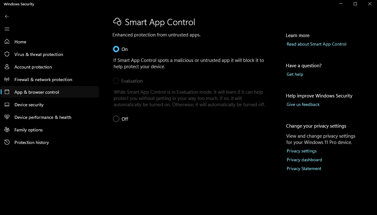 Screenshot of the Windows Security interface highlighting Smart App Control options.