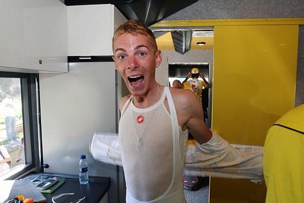 This is what happens when photographers are allowed into the team bus.