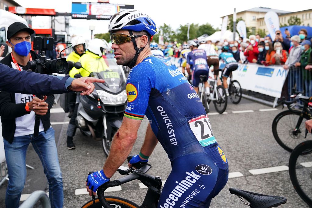 SCHWERIN GERMANY AUGUST 26 Mark Cavendish of United Kingdom and Team Deceuninck QuickStep crosses the finishing line during the 35th Deutschland Tour 2021 Stage 1 a 191km stage from Stralsund to Schwerin DeineTour on August 26 2021 in Schwerin Germany Photo by Christian KasparBartkeGetty Images