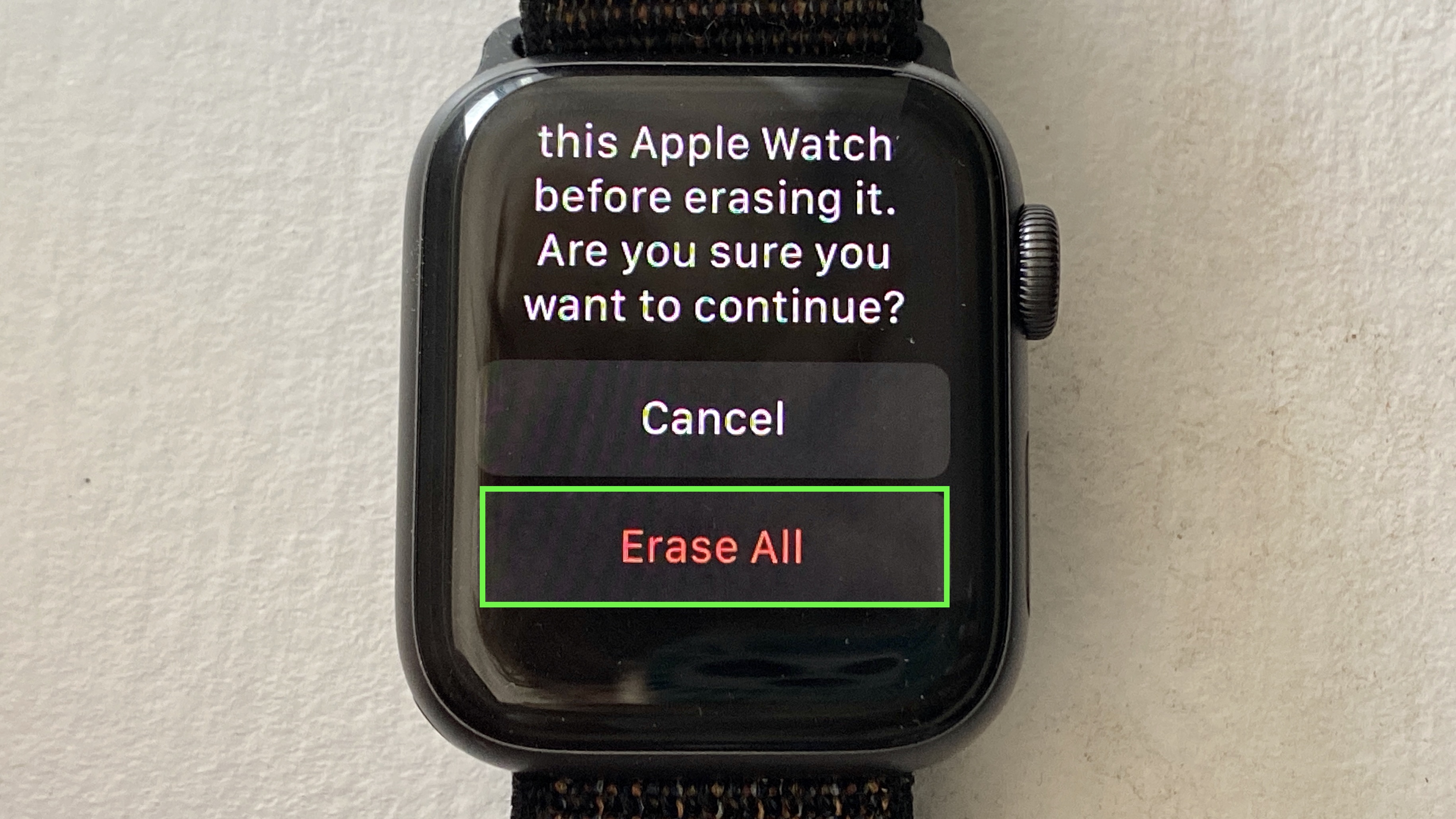 Как сбросить Apple Watch - стереть все