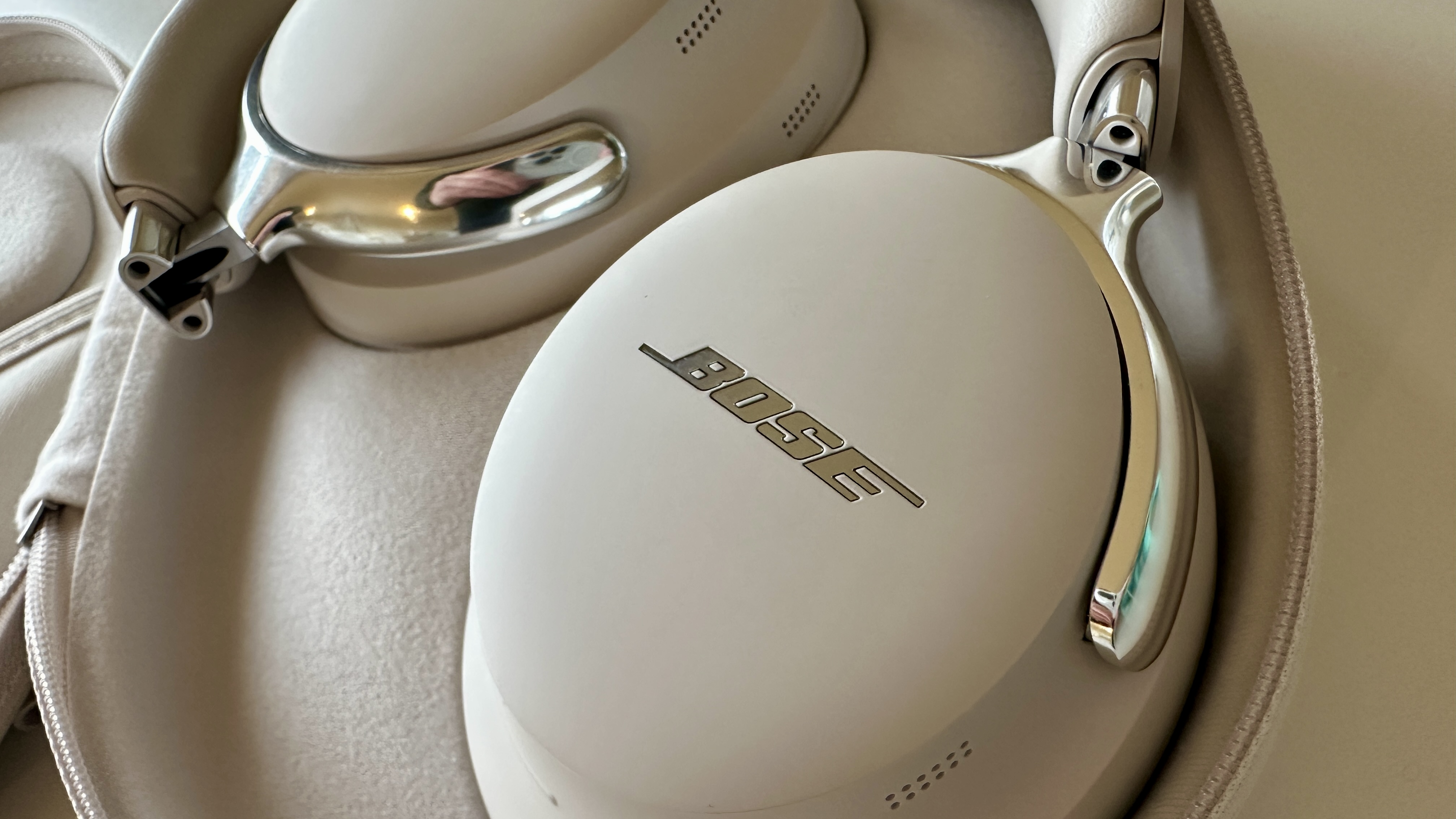 The Bose QuietComfort Ultra Headphones (2nd Gen) on a plain background.