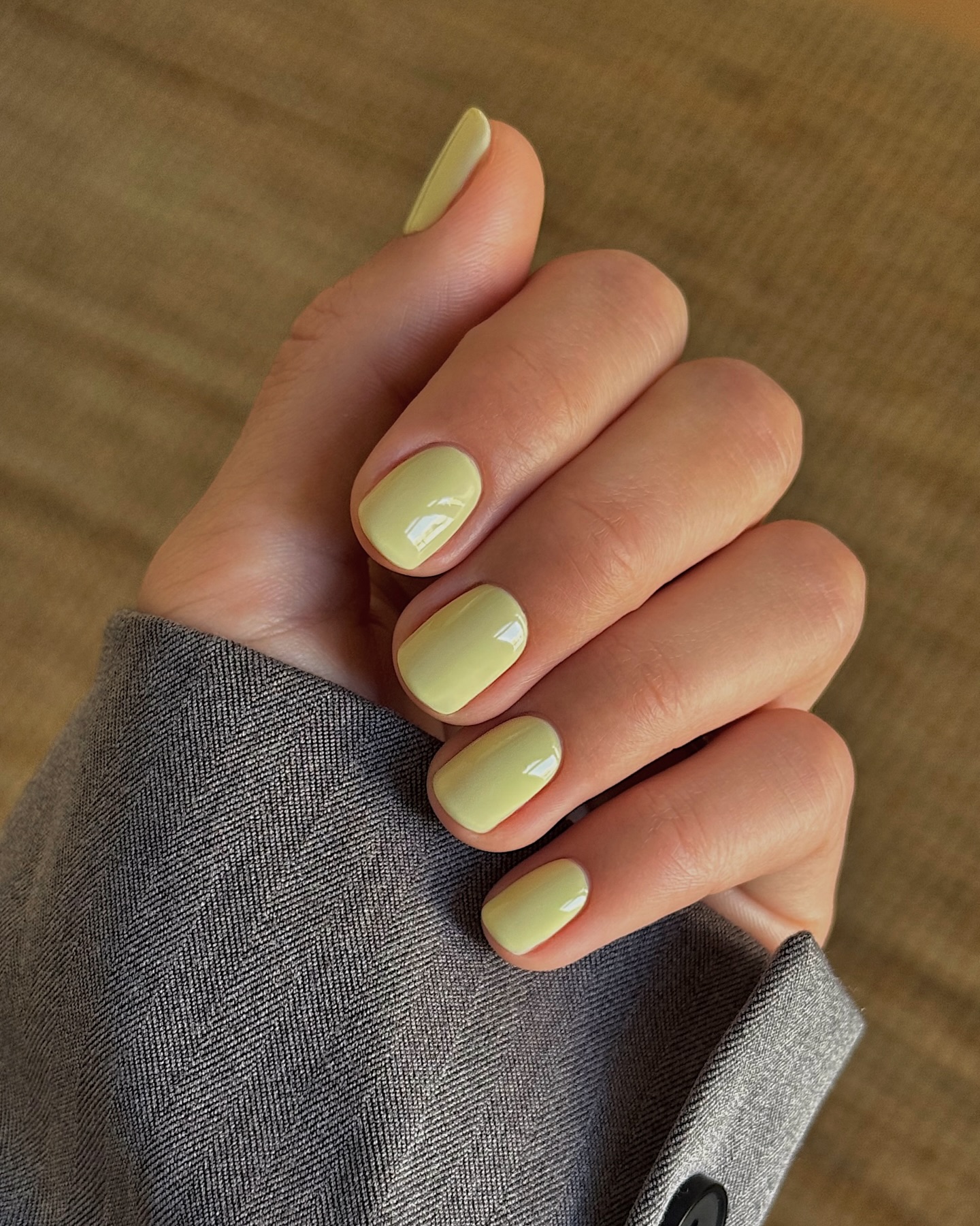 pastel nails