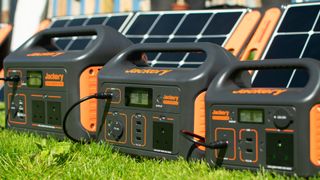 The Jackery Solar Generators 500/1000