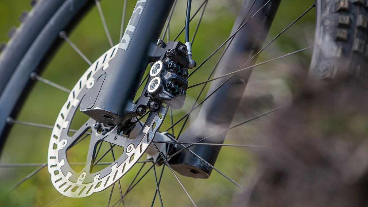 Magura's upside-down fork aimed at e-bikes