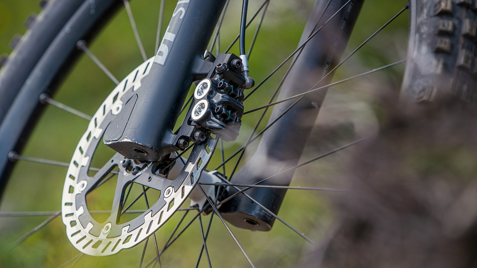 budget mtb brakes