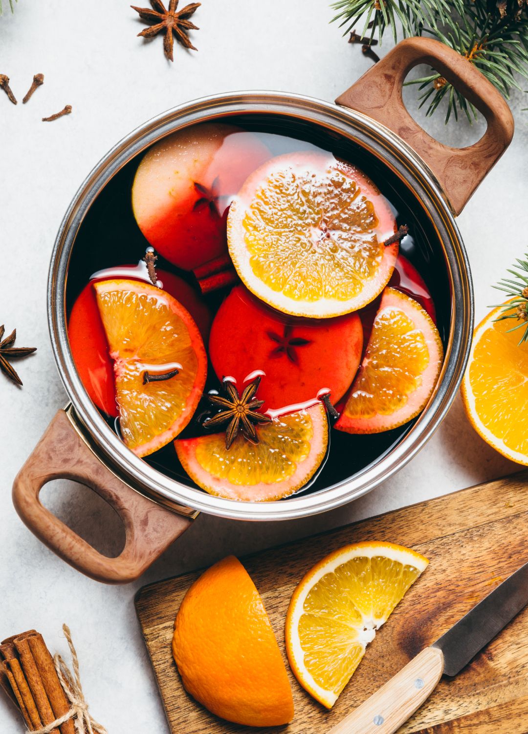 How to host a memorable dinner party - according to pros | Woman & Home