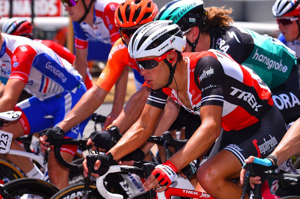 Richie Porte (Trek-Segafredo) stays cool in the peloton