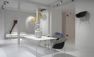 White room with table & chairs