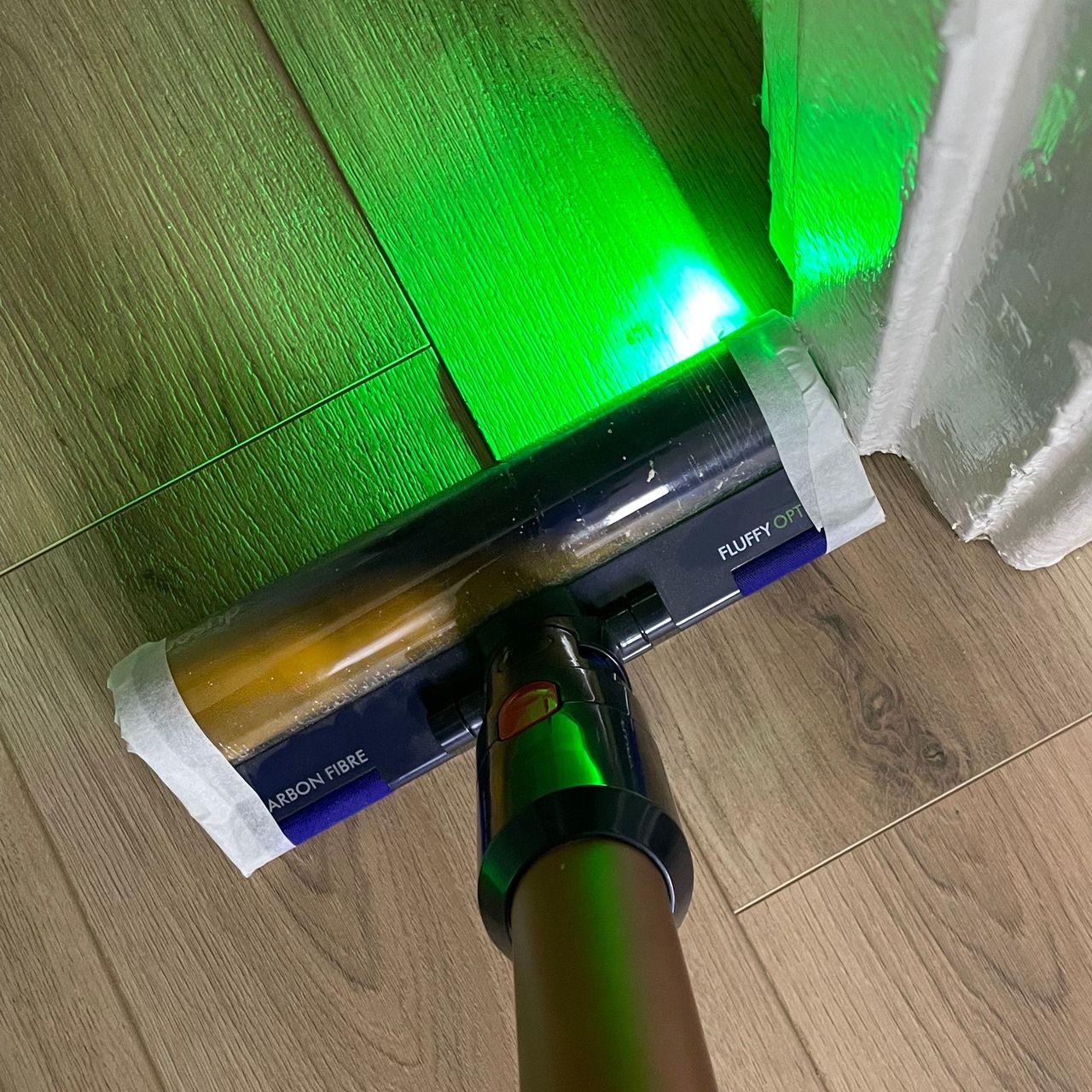 Using the Dyson gen5detect to vacuum floors