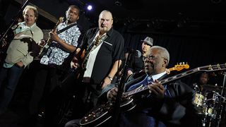 BB King [front] is joined onstage by Lee Ritenour, Robert Cray and Steve Cropper