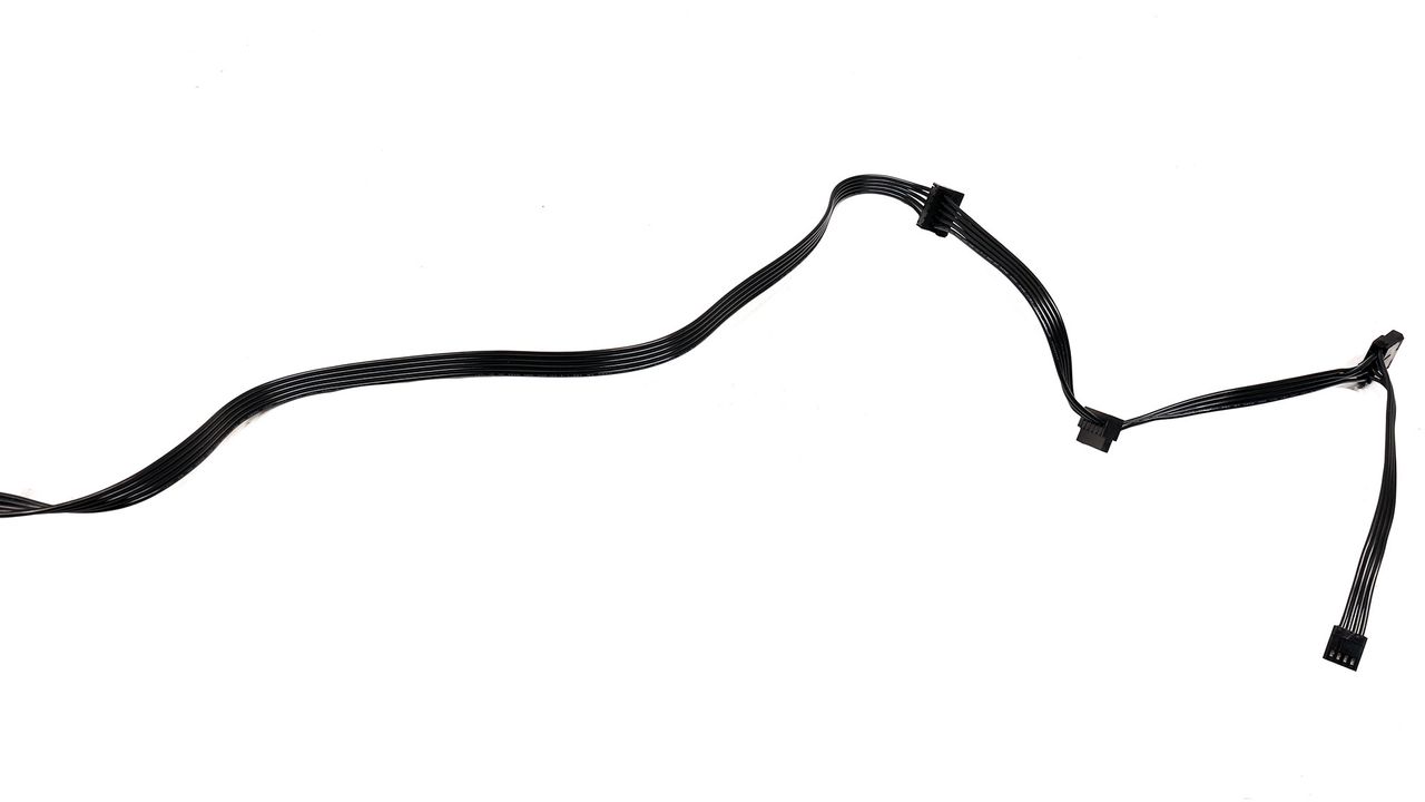 XPG Pylon 550