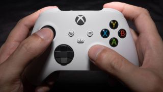 Een witte Xbox-controller