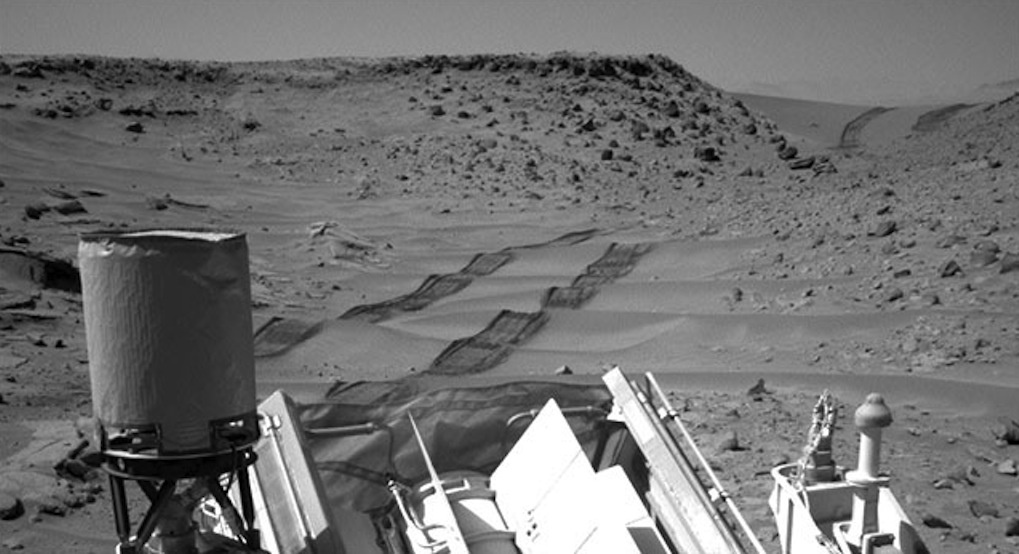 Curiosity&#039;s Navcam View of Wheel Tracks 