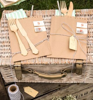 garden party picnic pouches for cutlery