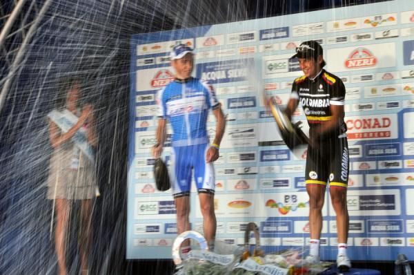 Celebrations for Johan Chaves after his victory in the Italian one-day race