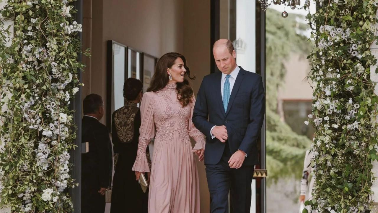 Prince William&#039;s parent behavior in Jordan explained by expert. Seen here are the Prince and Princess of Wales in Jordan