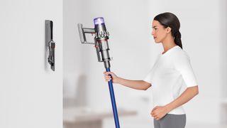 Dyson v11 Absolute review