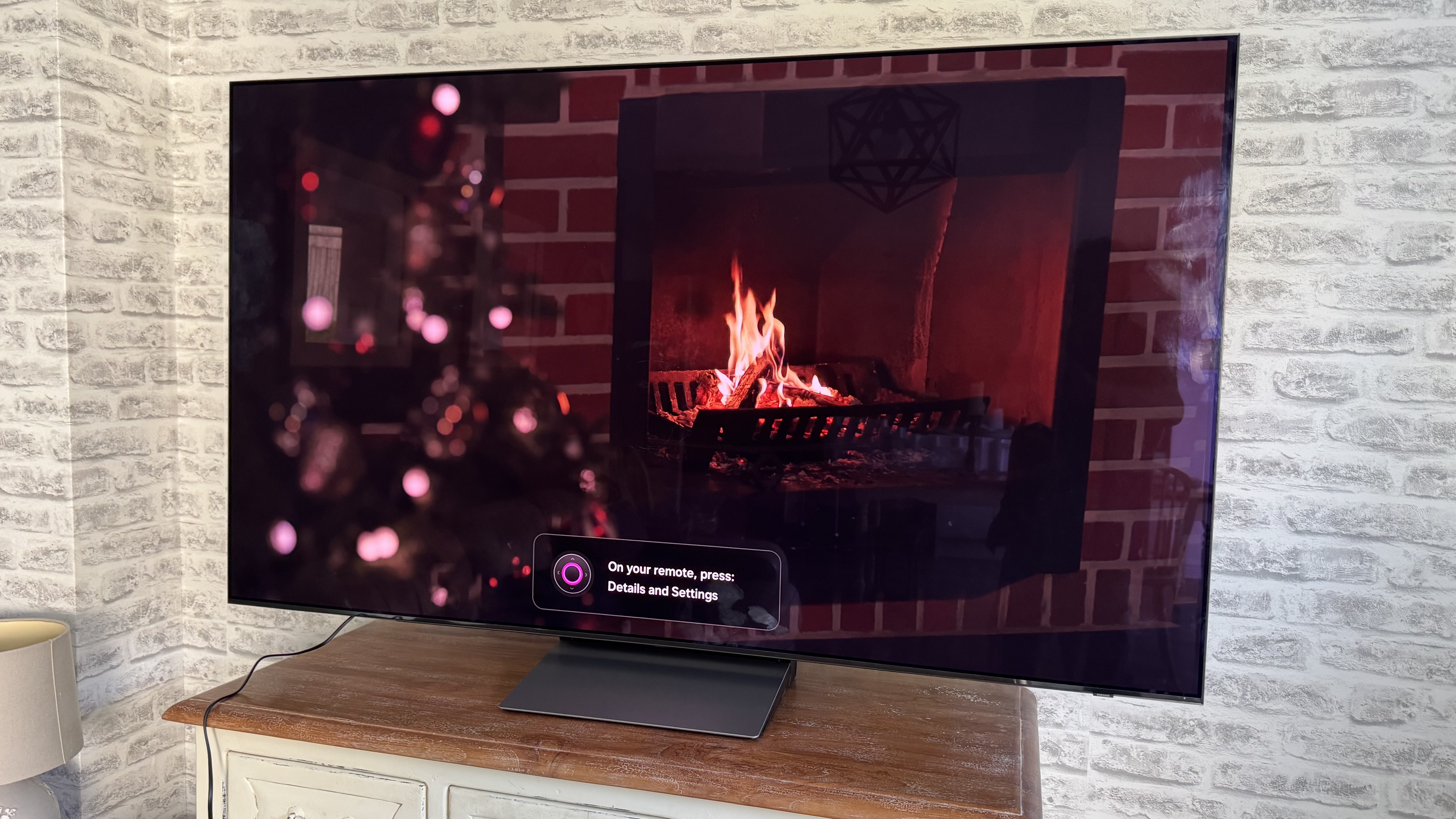 Samsung S90F showing image of fireplace