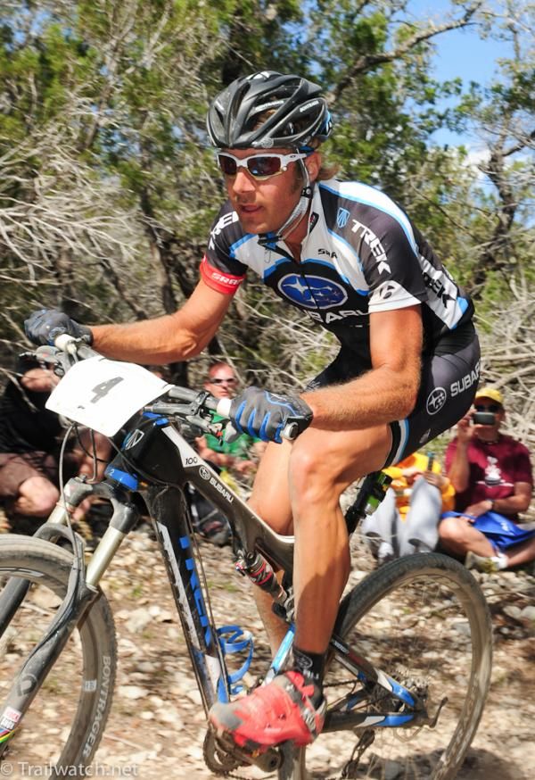 Jeremy Horgan-Kobelski (Subaru Trek) attempts to catch his teammate Sam Schultz