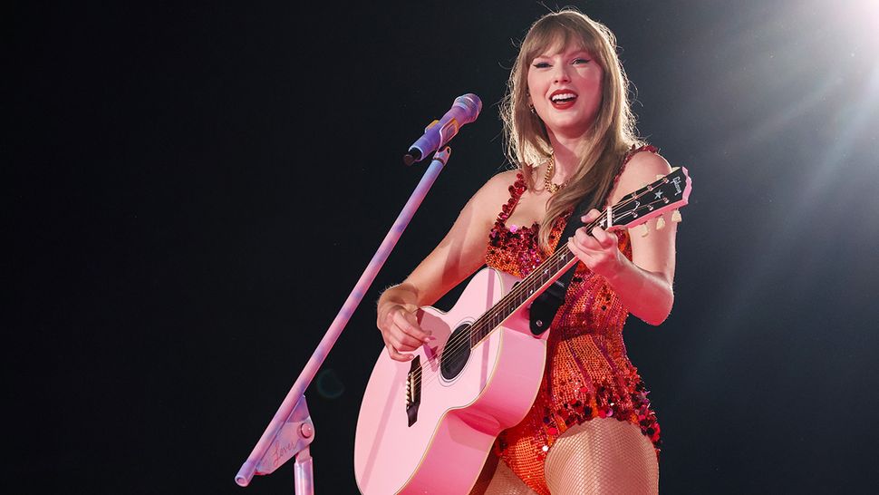 What guitar does Taylor Swift use? Her Gibson acoustics revealed Guitar World