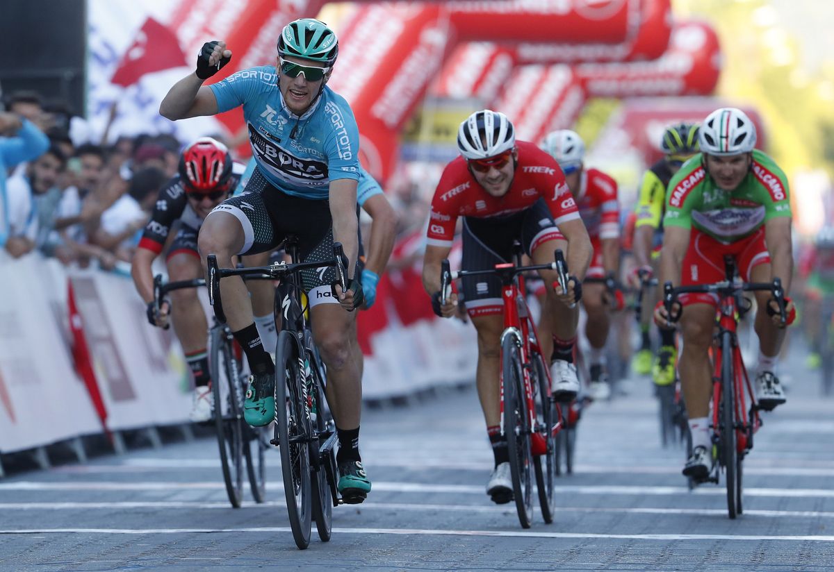 Sam Bennett (Bora-hansgrohe) wins his second stage in Turkey