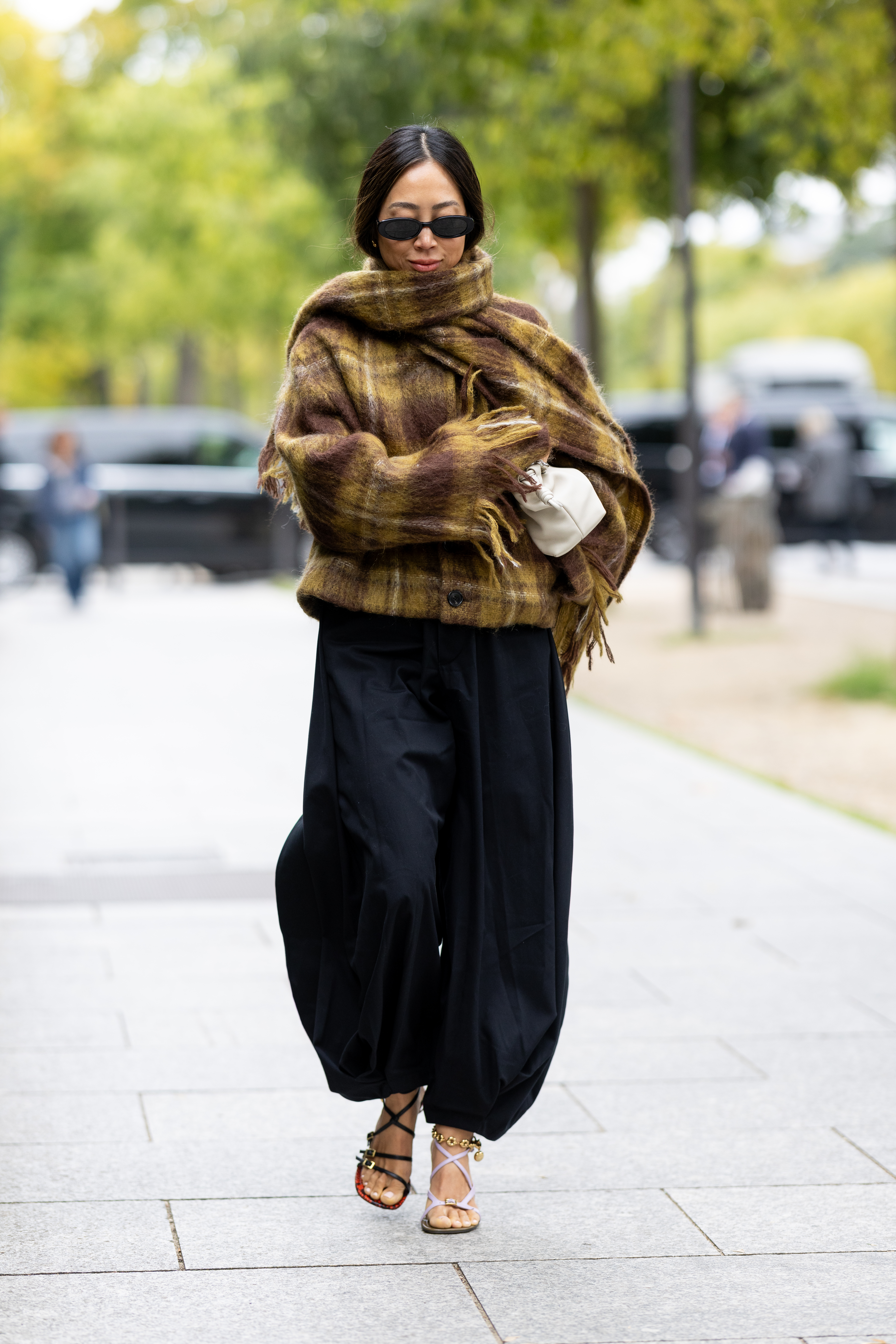Balloon Pants Street Style