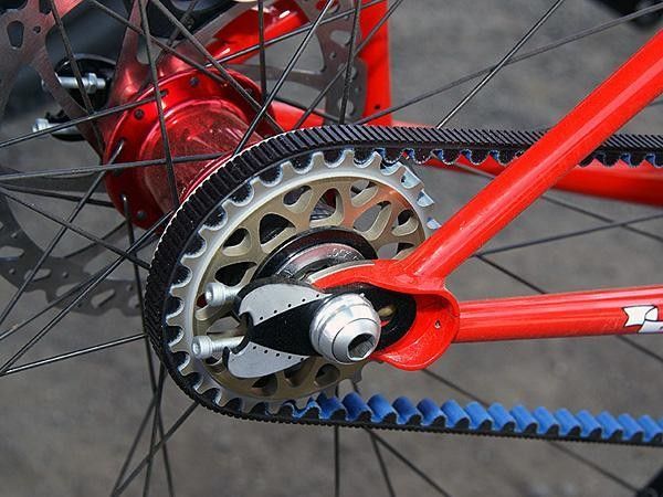 New for '09 will be gold-anodized cogs and chainrings