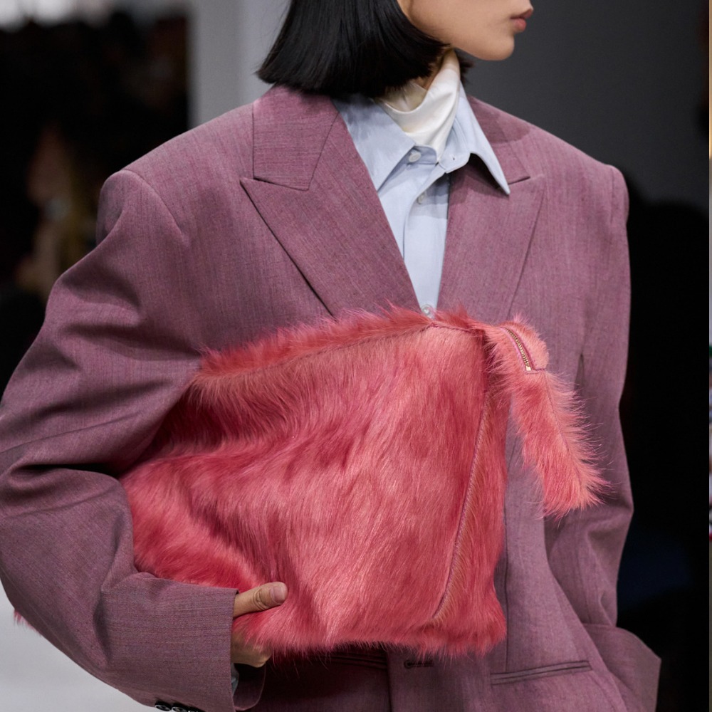 Models on the runway presenting SS26 microtrends