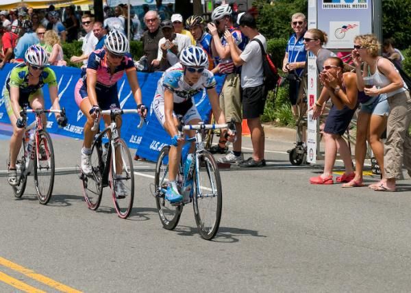 Local rider Erin Sillman (Fruit 66) receives encouragement from the crowd.