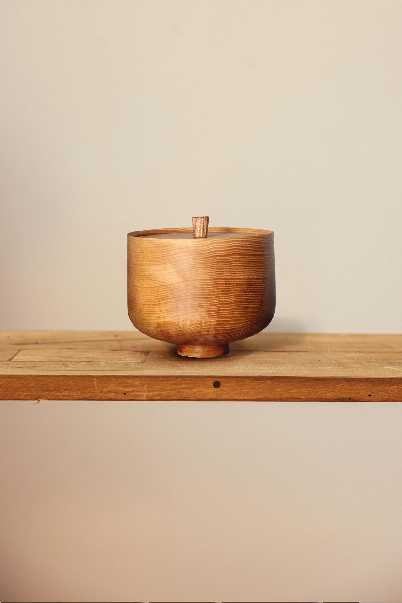 contemporary urn