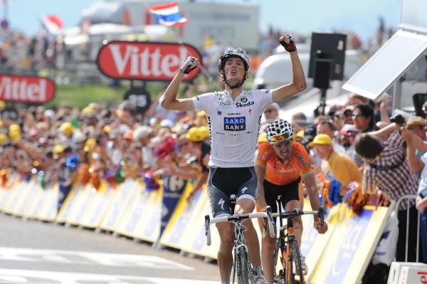 Andy Schleck (Saxo Bank) gets the win