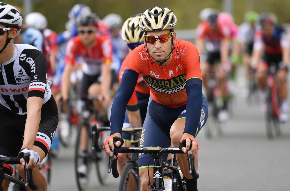 Vincenzo Nibali quits Pais Vasco due to saddle sore | Cyclingnews