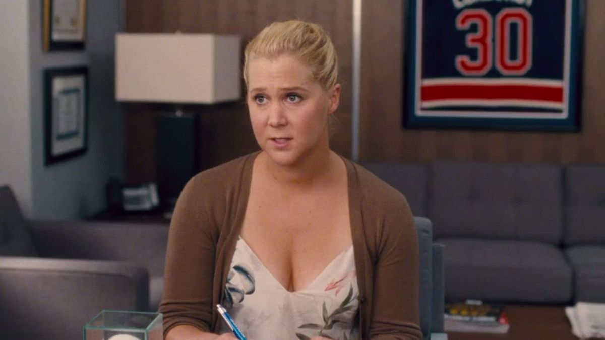 Amy Schumer Says That Joke Everyone Thought Was About Tom Holland Wasn't About Tom Holland