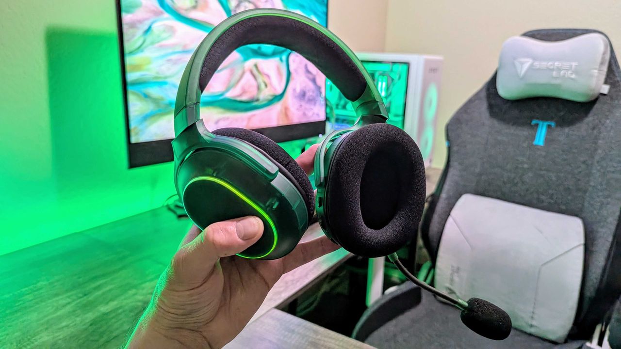 Image of the Razer Phantom Green Collection.