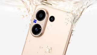 Vivo V60 phone plunged into water