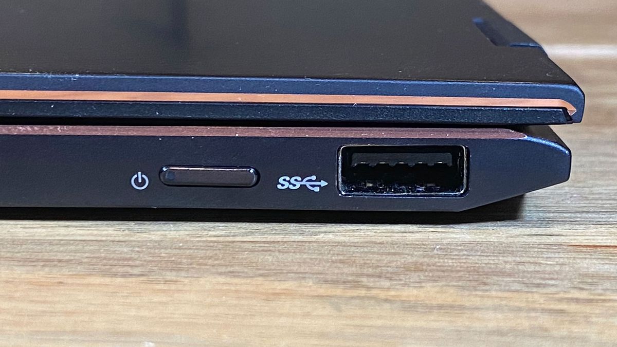 Asus ZenBook Flip S UX371