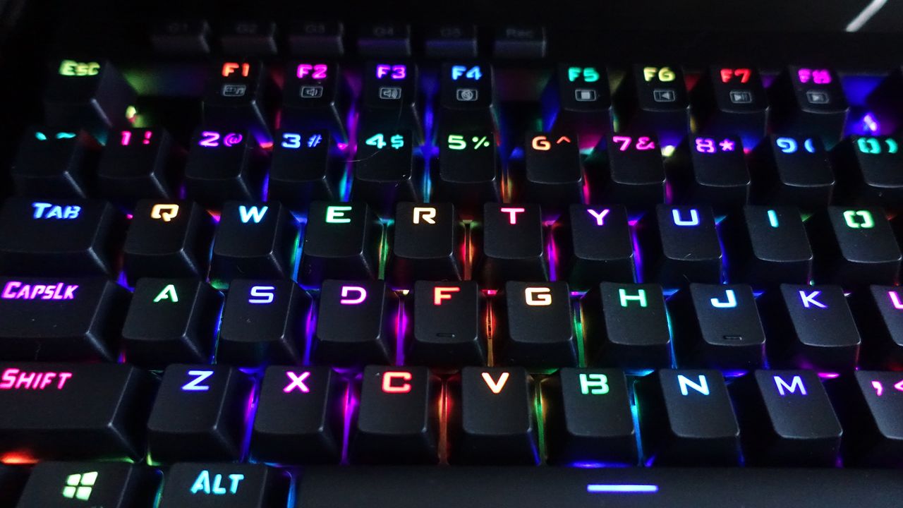 Redragon K580 Vata