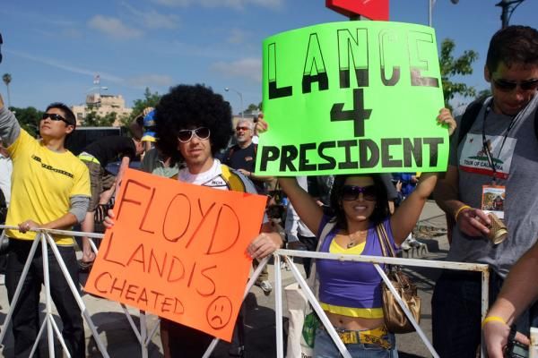While the media was there in large numbers, so were supporters of Lance Armstrong