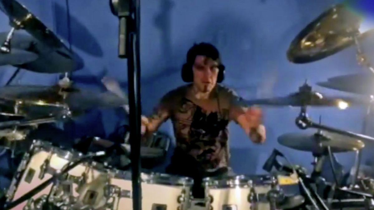 Helloween drum up interest in 15th album Louder