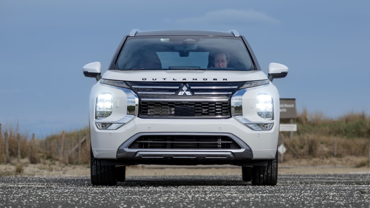 2026 Mitsubishi Outlander test drive.